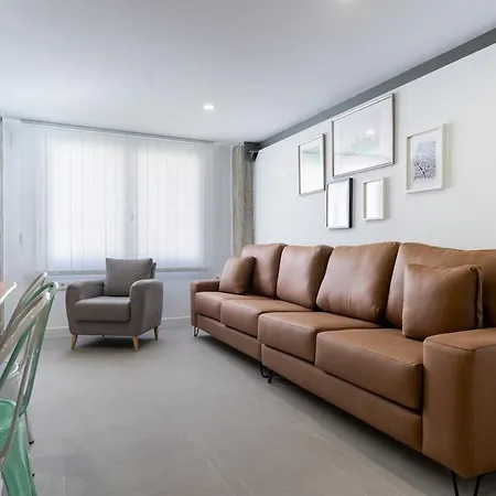 Buhaira Suites, Free Parking And Subway Apartment *